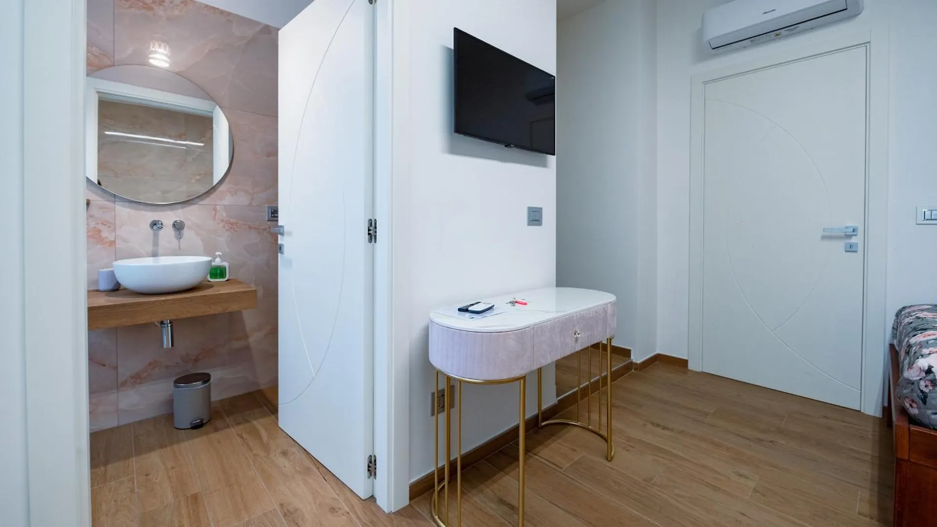 Rosamar Hotel Bari 0*,
