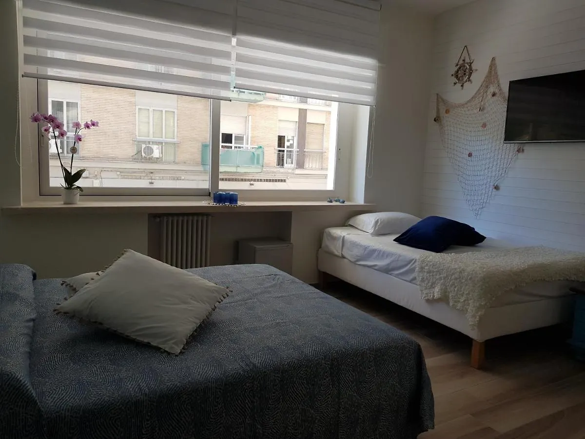 Rosamar Hotell Bari 0*,  Italien